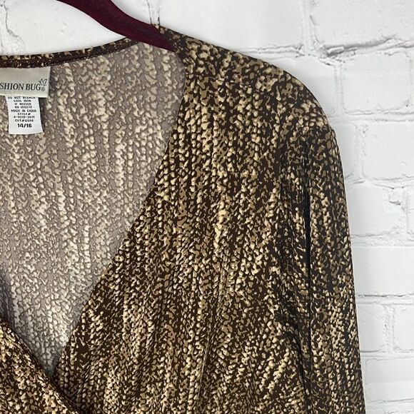 Fashion Bug 3/4 sleeve Brown Blouse with Gold Sequin Band Size 14/16 - Picture 2 of 6
